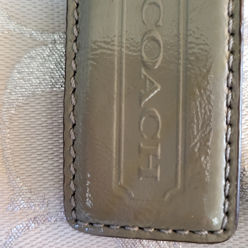 Coach White and Gray Signature Tote Bag Shoulder Bag Metallic Signature C F17024 - Picture 3 of 16